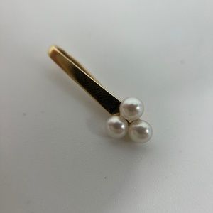 14kt gold triple pearl pendant